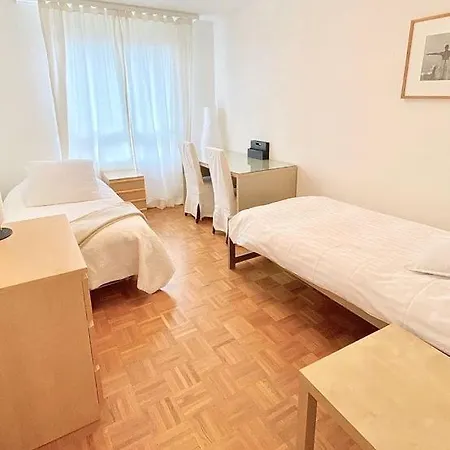 Διαμέρισμα Close To The And Very Spacious 3 Bedroom Λωζάνη